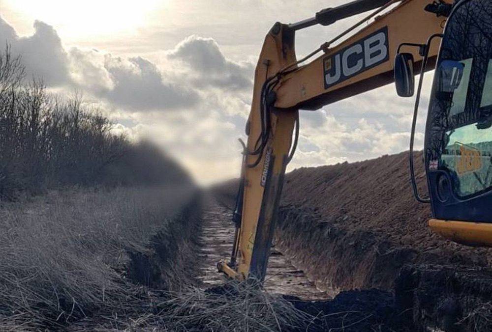 Украинский журналист раскрыл неприятную правду о создании оборонительных линий ВСУ Украинский журналист раскрыл неприятную правду о создании оборонительных линий ВСУ