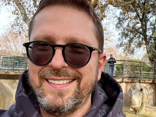 Украинский блогер Шарий сообщил о нападении на него с автоматом