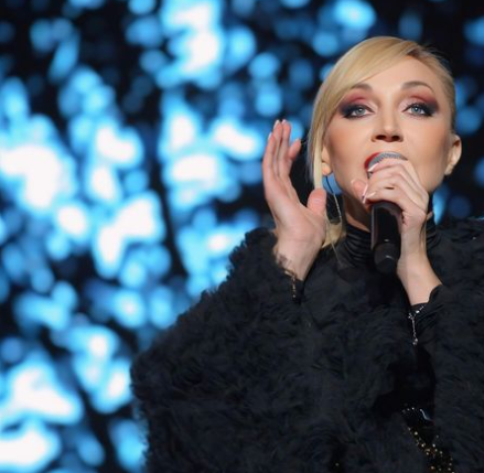 Орбакайте покинула концерт в Москве через черный ход во избежание встречи с журналистами