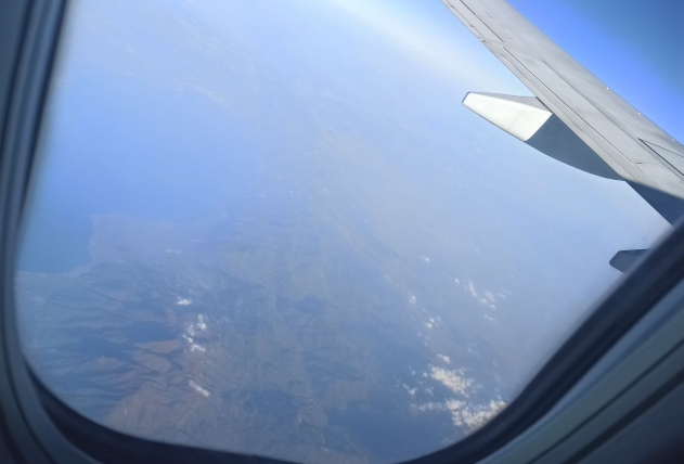 Британская стюардесса рассказала, почему не стоит перекусывать на борту самолета Британская стюардесса рассказала, почему не стоит перекусывать на борту самолета