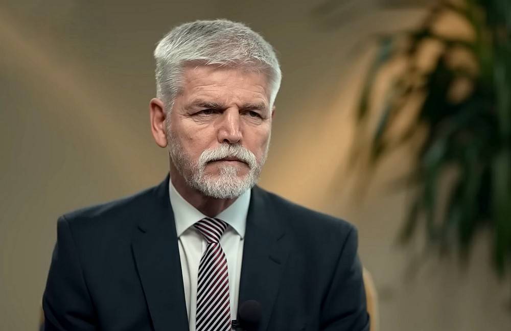 Первое государство официально поддержало Францию в идее отправить войска на Украину