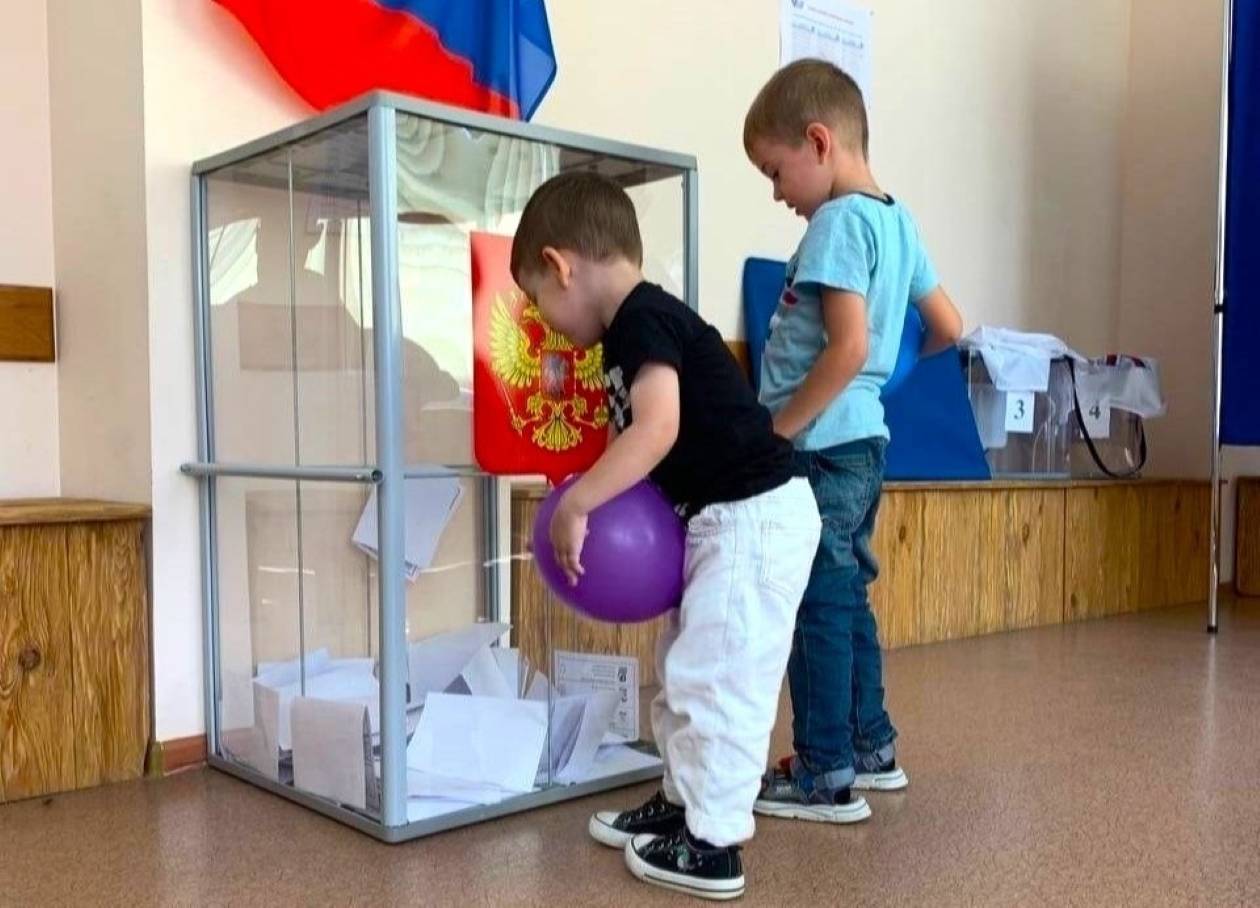 «Появится новый лидер»: читатели Financial Times высказались о выборах в РФ «Появится новый лидер»: читатели Financial Times высказались о выборах в РФ