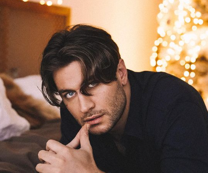 Мари Краймбрери и Дава вместе отметили 8 Марта в ресторане