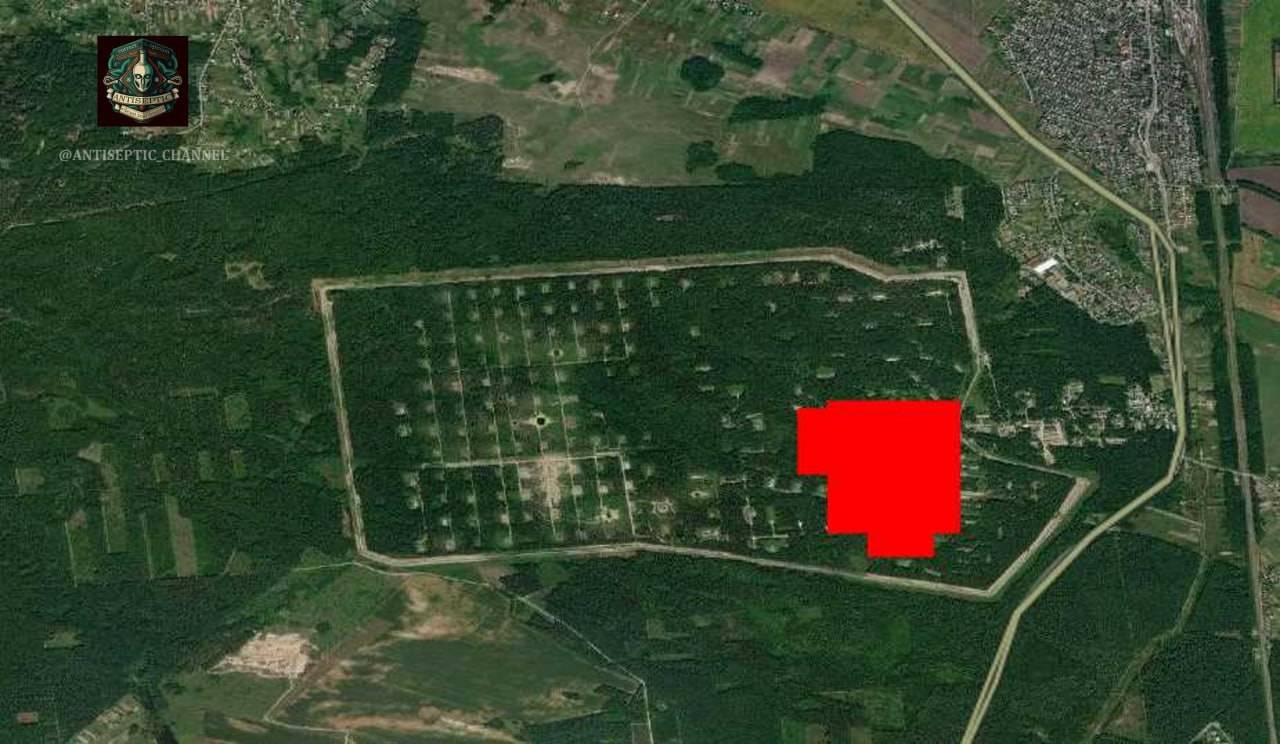 Российские дроны-камикадзе поразили арсенал ВСУ в Винницкой области Российские дроны-камикадзе поразили арсенал ВСУ в Винницкой области