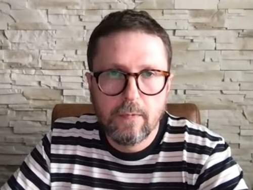 Украинский блогер Анатолий Шарий попросил помощи у спецслужб РФ