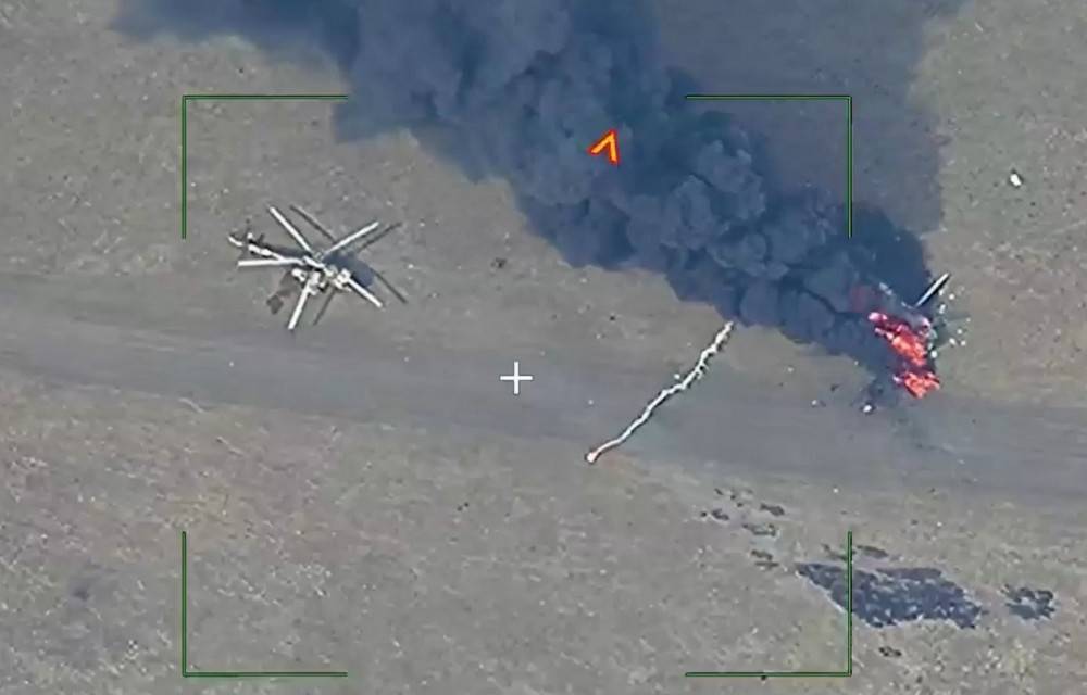 Минобороны показало кадры уничтожения нескольких вертолетов ВСУ на аэродроме подскока
