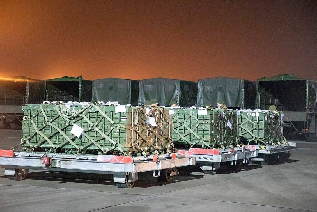 США предоставят Украине минимальный пакет военной помощи, которого хватит на пару недель США предоставят Украине минимальный пакет военной помощи, которого хватит на пару недель