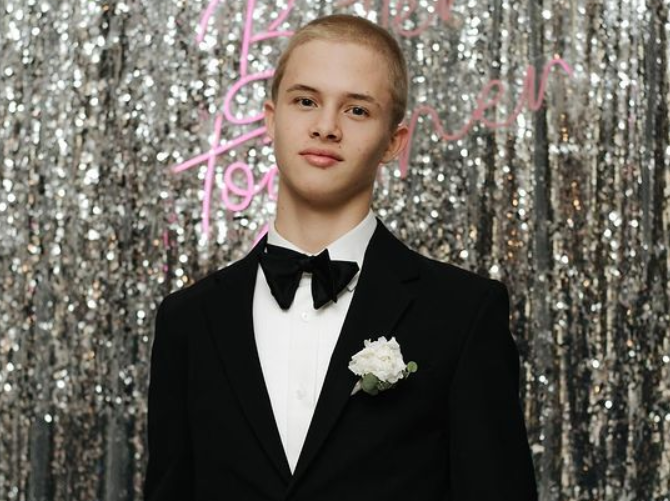 В Сургуте можно купить автограф звезды "Слова пацана" Кемстача В Сургуте можно купить автограф звезды "Слова пацана" Кемстача