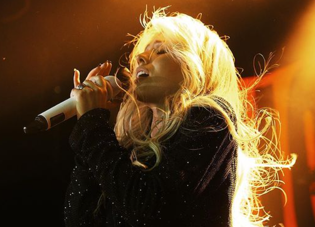 Люся Чеботина рассказала о конкурентах на премии МУЗ-ТВ Люся Чеботина рассказала о конкурентах на премии МУЗ-ТВ