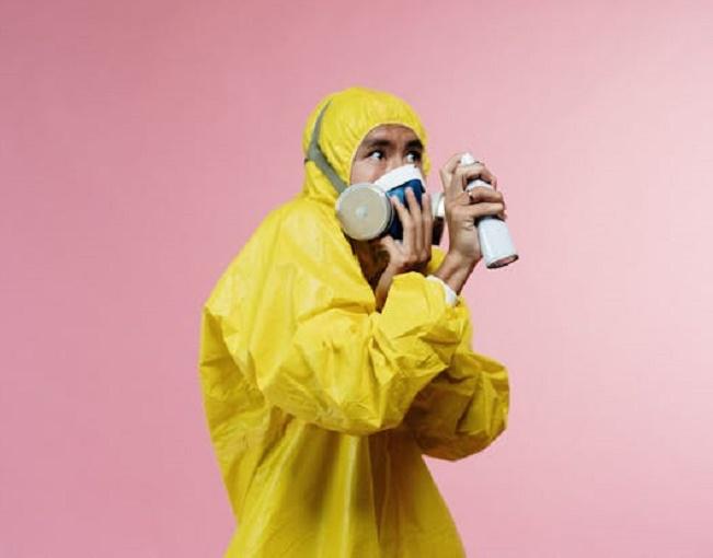 Технолог Лебедева объяснила, как правильно выбирать дезодорант