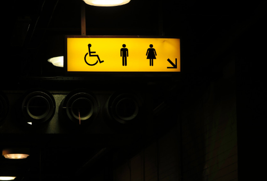 Жители Нижневартовска требуют установки общественных туалетов