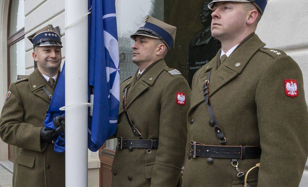 Польша превращается в самую милитаризированную страну в Европе, готовясь к конфликту с Россией