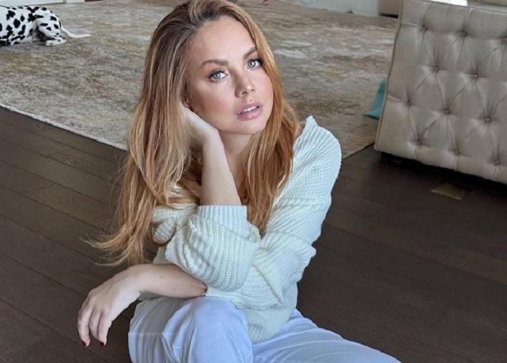 Певица МакSим не подтвердила информацию о паузе в карьере