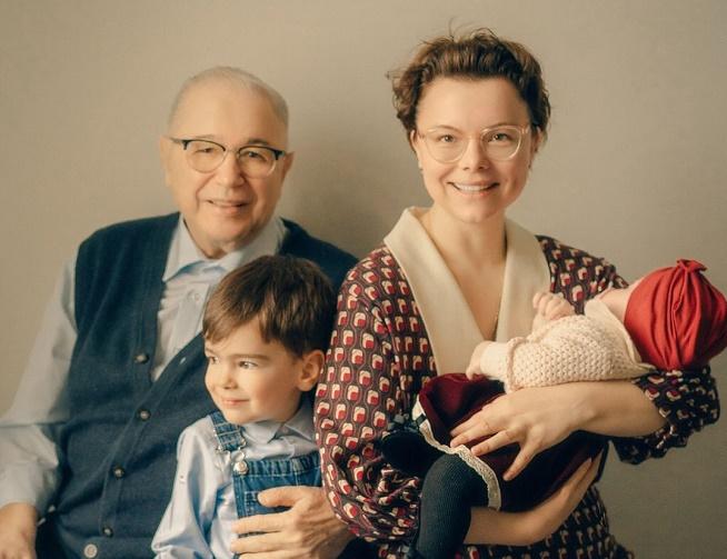 Брухунова заявила, что у 78-летнего Петросяна нет проблем с деторождением