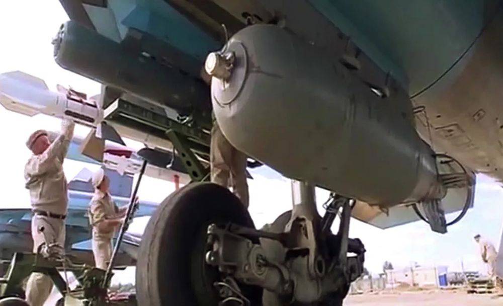 Минобороны показало уничтожение 300 украинских националистов при помощи ОДАБ-1500