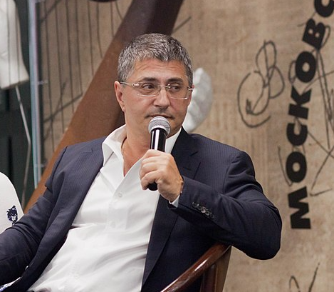 Александр Мясников перечислил причины появления дивертикулов в кишечнике Александр Мясников перечислил причины появления дивертикулов в кишечнике