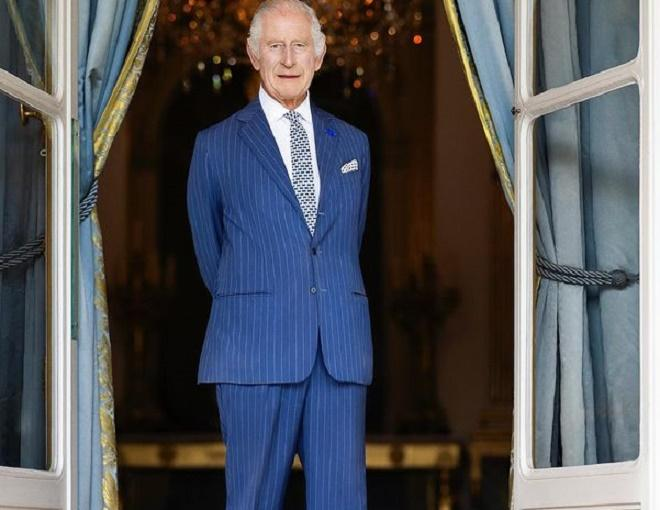 Друг британской королевской семьи объяснил отсутствие свежих снимков Карла III