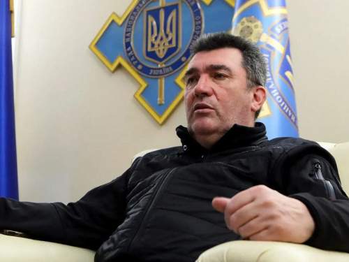 Секретарь СНБО Украины нецензурно исковеркал имя спецпредставителя Китая Хуэя