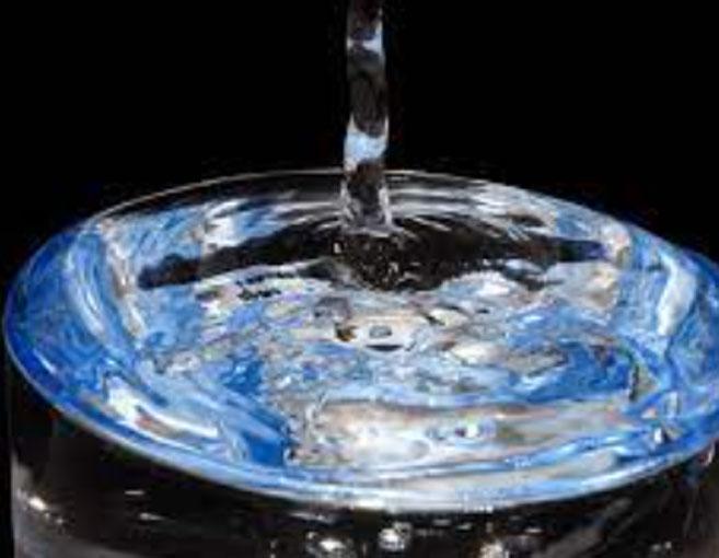 Малышева и её коллеги рассказали, какая вода повышает давление