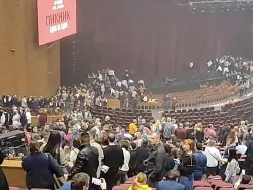 Стало известно, почему террористы выбрали концерт «Пикника» в «Крокусе» (ФОТО)