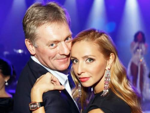 Песков рассказал, как Татьяна Навка сейчас общается с подругами и родными на Украине