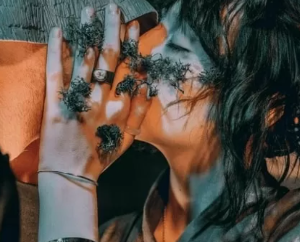 Дочь Глюкозы трогательно обратилась к парню в соцсети Дочь Глюкозы трогательно обратилась к парню в соцсети