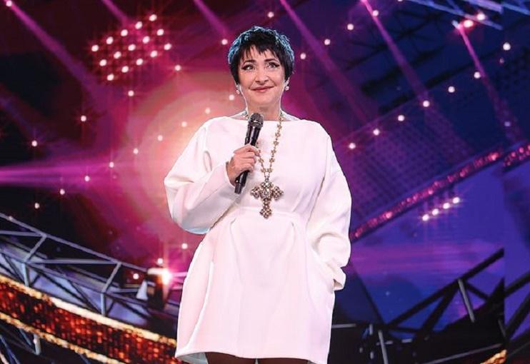 Лолита возмутилась маленькой пенсией при многомиллионных налогах Лолита возмутилась маленькой пенсией при многомиллионных налогах