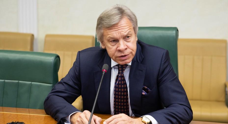 Пушков прокомментировал минуту молчания по жертвам в «Крокусе» на матче во Франции