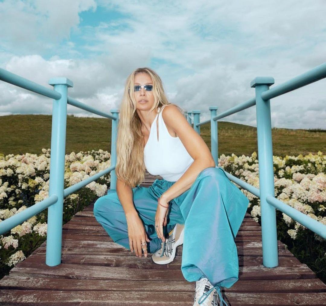 Светлаков прокомментировал многолетние слухи о романе с Верой Брежневой Светлаков прокомментировал многолетние слухи о романе с Верой Брежневой