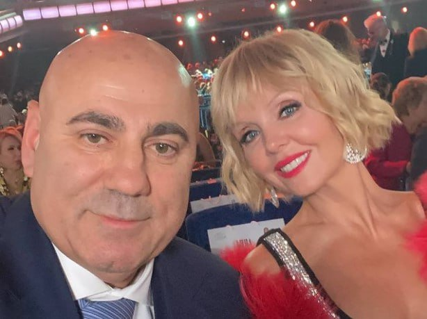 Певица Валерия назвала Хабенского и Мари Краймбрери добрейшими артистами России