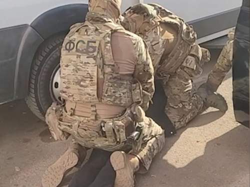 ФСБ задержала троих мигрантов, готовивших теракт в Ставрополье (ВИДЕО)