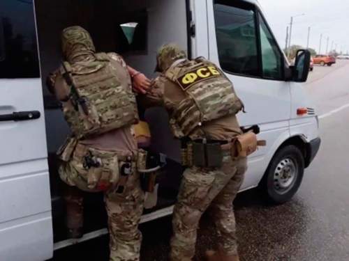 ФСБ заблокировала террористов в Махачкале и Каспийске