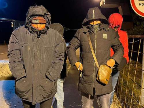 Главаря отпустили в аул: в Москве толпа мигрантов безнаказанно избила семью учителей