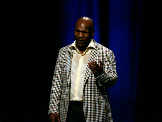 В США начались продажи мармеладных конфет от Майка Тайсона в виде ушей