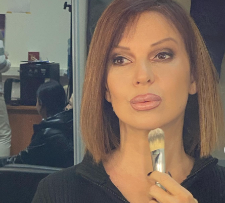 Певица Штурм заявила, что «жених» Волочковой предлагал ей познакомиться поближе