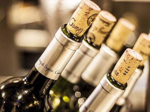 ФТС могут ввести пошлину до 200% на вино из стран НАТО ФТС могут ввести пошлину до 200% на вино из стран НАТО