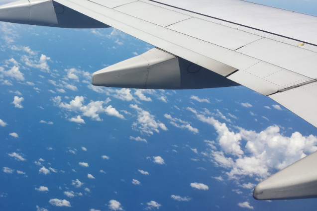 В Японии молния дважды ударила в самолет Japan Airlines во время полета В Японии молния дважды ударила в самолет Japan Airlines во время полета