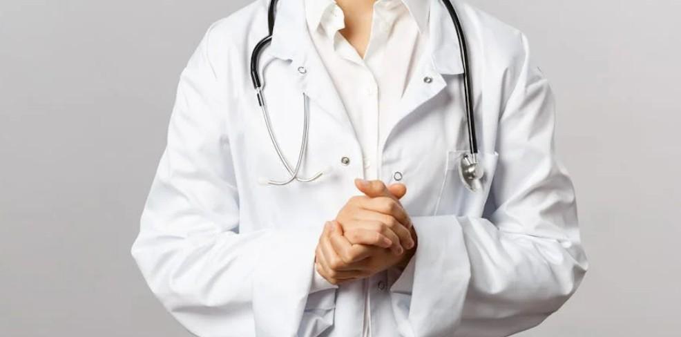 Гастроэнтеролог Садыков заявил, что молочка разрушает суставы