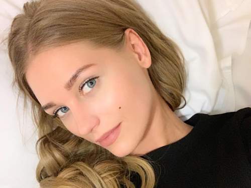 &laquo;Сгораю дотла&raquo;: Кристину Асмус экстренно положили в больницу (ФОТО)