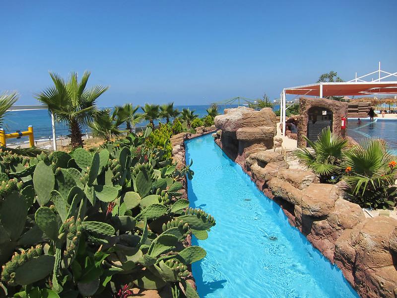 В Турции пообещали сделать всё, чтобы туристы из РФ отдыхали там без проблем