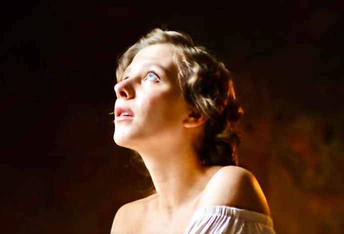 Арзамасова и Авербух ищут квартиру в Москве