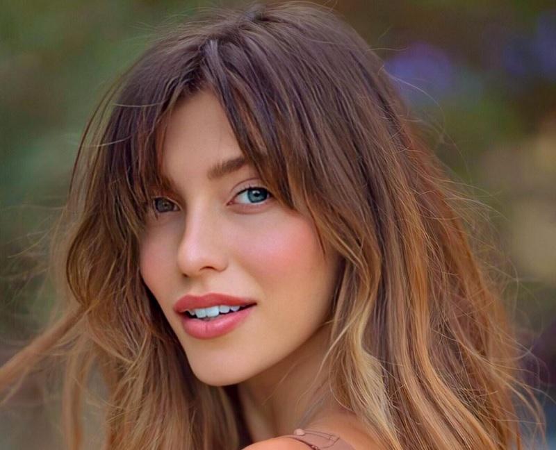 Телеведущая Тодоренко продемонстрировала лицо без макияжа