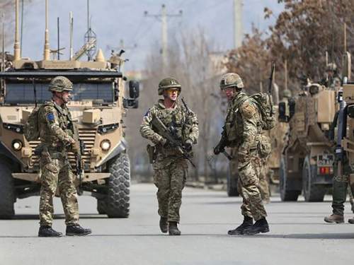 СМИ: Великобритании отправит войска на Украину вслед за Францией (ВИДЕО)