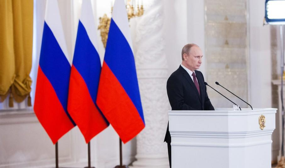 Путин обсудил наводнения с губернаторами Курганской и Тюменской областей Путин обсудил наводнения с губернаторами Курганской и Тюменской областей