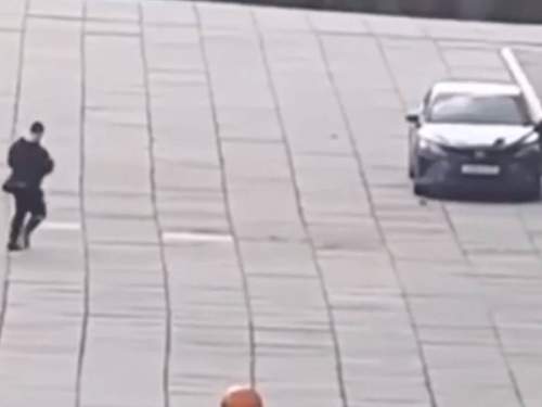 Возле здания правительства Владимирской области бросили коктейли с зажигательной смесью (ФОТО, ВИДЕО)