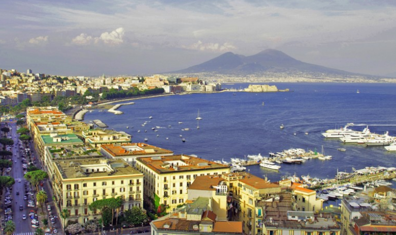 Путешественникам в Италии предложили арендовать деревню и замок за 2000 рублей