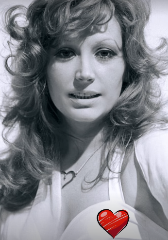 София Ротару показала архивное фото Аллы Пугачевой в честь ее юбилея