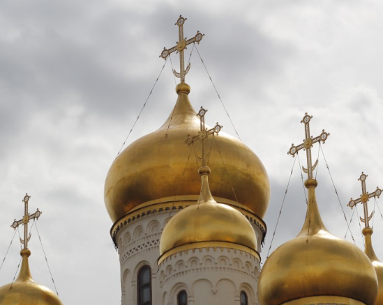 Протоиерей Курлюта объяснил порядок действий при обнаружении иконы или крестика