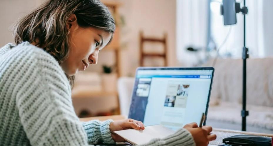 Юрист Имранова напомнила, что россияне могут взять отпуск на два дня в мае