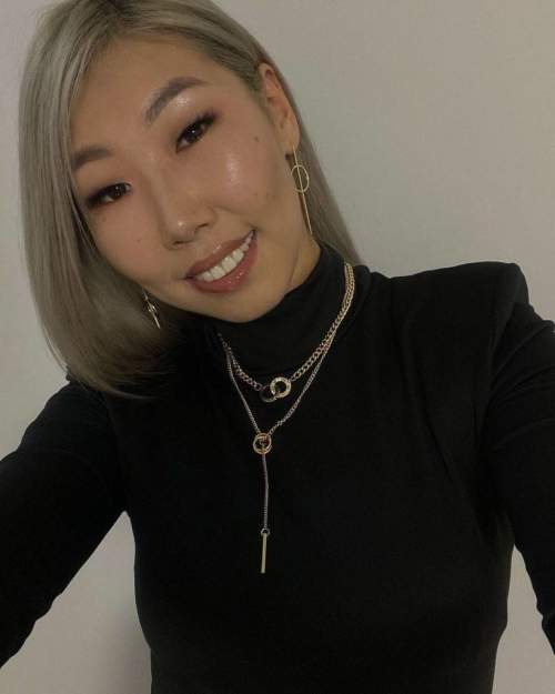 «Решила потаксовать»: финалистка «Миссис Бурятии» пропала при странных обстоятельствах (ФОТО)